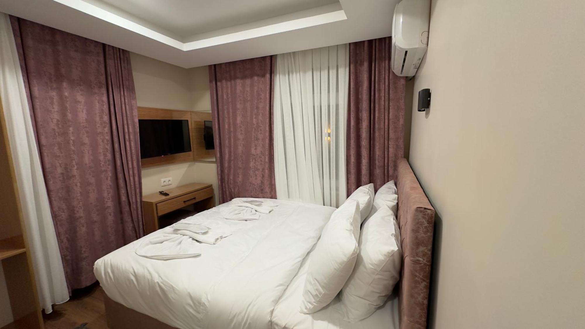 Golden tulip suit /apart Istanboel Buitenkant foto
